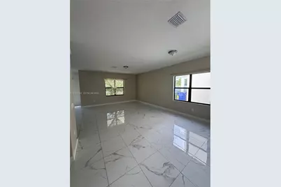 17355 SW 41st St, Miramar, FL 33029 - Photo 9