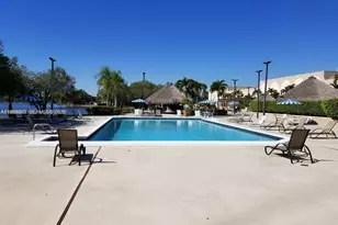 201 Lakeview Dr, Weston, FL 33326 - Photo 19