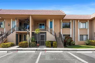 201 Lakeview Dr, Weston, FL 33326 - Photo 17