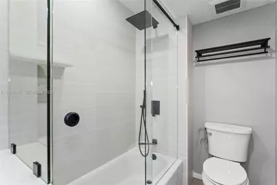 201 Lakeview Dr #203, Weston, FL 33326 - Photo 11