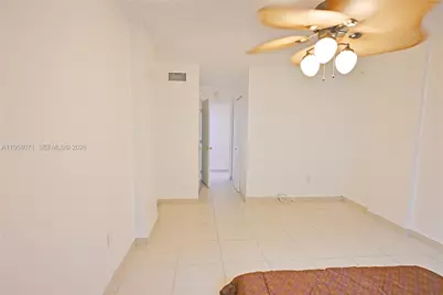 947 Lenox Ave #203, Miami Beach, FL 33139 - Photo 5