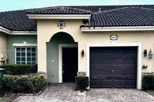 3323 NE 11th Dr, Homestead, FL 33033 - Photo 1