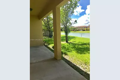 3323 NE 11th Dr #-, Homestead, FL 33033 - Photo 9