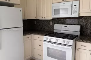 8600 SW 67th Ave, Pinecrest, FL 33156 - Photo 3