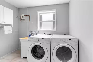 5253 NW 94th Doral Pl, Doral, FL 33178 - Photo 23