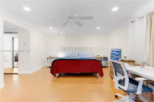 5253 NW 94th Doral Pl, Doral, FL 33178 - Photo 7