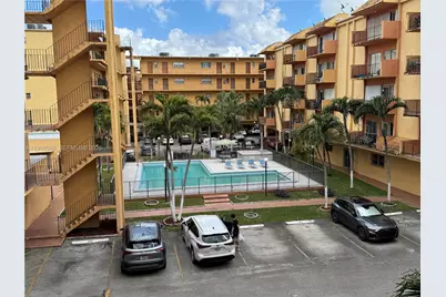 1900 W 54th St #219, Hialeah, FL 33012 - Photo 35