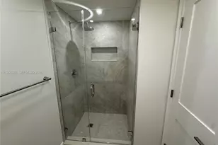 1900 W 54th St, Hialeah, FL 33012 - Photo 23