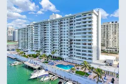 5700 Collins Ave #12K, Miami Beach, FL 33140 - Photo 3