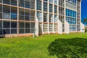 801 Three Islands Boulevard, Hallandale Beach, FL 33009 - Photo 35