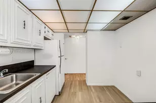 801 Three Islands Boulevard, Hallandale Beach, FL 33009 - Photo 7