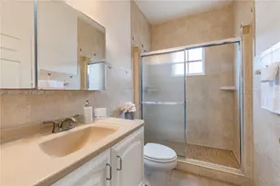 5132 NW 106th Ave, Doral, FL 33178 - Photo 11