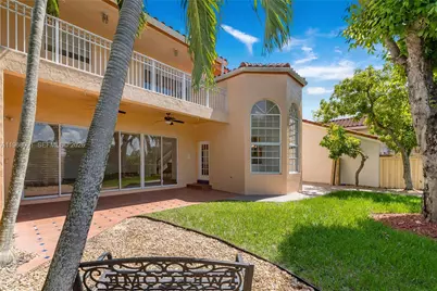 5132 NW 106th Ave, Doral, FL 33178 - Photo 5