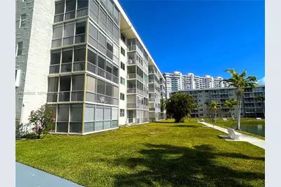 2851 Leonard Dr #J502, Aventura, FL 33160 - Photo 21