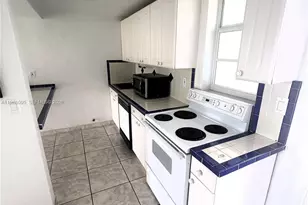 2851 Leonard Dr, Aventura, FL 33160 - Photo 5