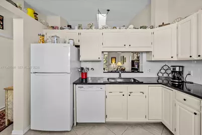 18081 SE Country Club Dr #37-367, Jupiter, FL 33469 - Photo 11