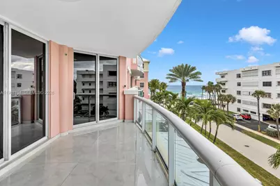 2051 SE 3rd St #406, Deerfield Beach, FL 33441 - Photo 3