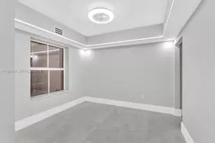 2051 SE 3rd St, Deerfield Beach, FL 33441 - Photo 33