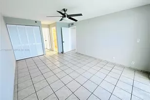 2555 Collins Ave, Miami Beach, FL 33140 - Photo 21