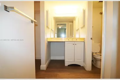 1301 River Reach Dr #214, Fort Lauderdale, FL 33315 - Photo 15