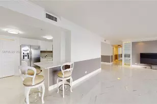 1800 NE 114th St, Miami, FL 33181 - Photo 7