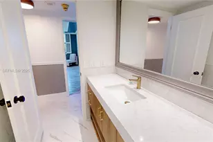 1800 NE 114th St, Miami, FL 33181 - Photo 25