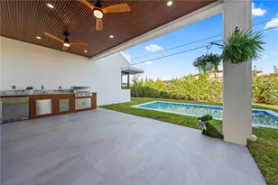 4321 SW 99th Ave, Miami, FL 33165 - Photo 43
