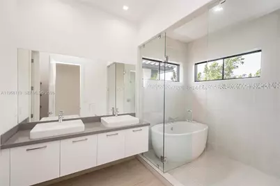 4454 NW 80th Ave, Doral, FL 33166 - Photo 27