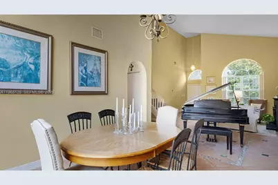 9768 NW 30th St, Doral, FL 33172 - Photo 25