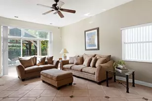 9768 NW 30th St, Doral, FL 33172 - Photo 7