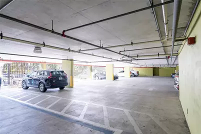 816 NW 11th St #1006, Miami, FL 33136 - Photo 3