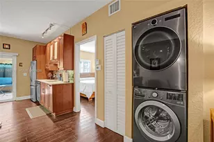 4812 Washington St, Hollywood, FL 33021 - Photo 13