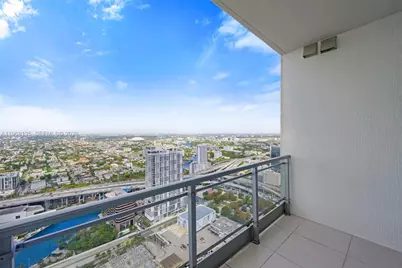 92 SW 3rd St #5109, Miami, FL 33130 - Photo 17