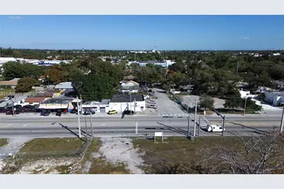 1067 NW 79th St, Miami, FL 33150 - Photo 3
