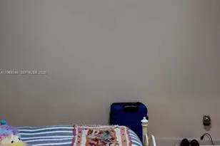 7825 SW 103rd Pl, Miami, FL 33173 - Photo 7