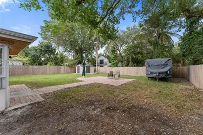 6820 SW 77th Ter, South Miami, FL 33143 - Photo 19