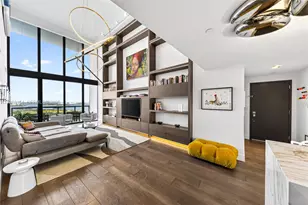 601 NE 36th St, Miami, FL 33137 - Photo 3