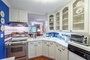 2200 Park Ln, Hollywood, FL 33021 - Photo 3