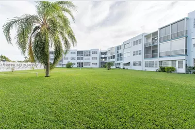 2200 Park Ln #105, Hollywood, FL 33021 - Photo 1