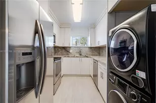 8048 SW 80th Ave, Miami, FL 33143 - Photo 5