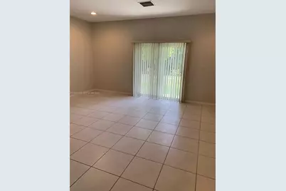 8440 W McNab Rd #8440, Tamarac, FL 33321 - Photo 9