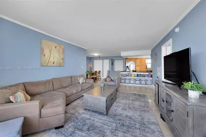 7300 Wayne Ave #405, Miami Beach, FL 33141 - Photo 15