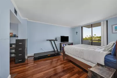 7300 Wayne Ave #405, Miami Beach, FL 33141 - Photo 5