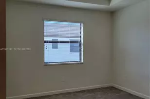 11404 West 33rd Ct, Hialeah, FL 33018 - Photo 7