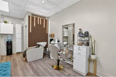 Full Services Beauty For Sale in Little Havana, Miami, FL 33135 - Photo 5