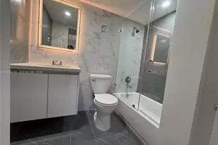 1039 Newport Dr, Deerfield Beach, FL 33442 - Photo 5