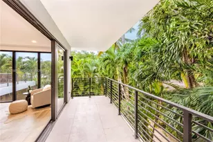 2550 Overbrook St, Miami, FL 33133 - Photo 19