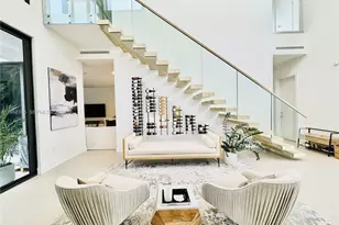 2550 Overbrook St, Miami, FL 33133 - Photo 3