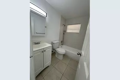 16120 NE 19th Pl #3, North Miami Beach, FL 33162 - Photo 11