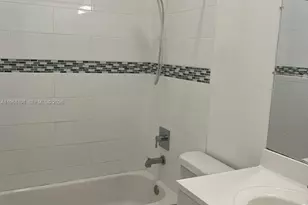 7133 SW 109th Ct, Miami, FL 33173 - Photo 9